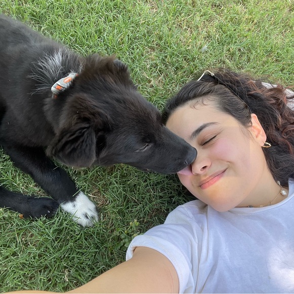 Welcome to my closet! 🧚‍♀️ ✨ - Picture 2 of 4